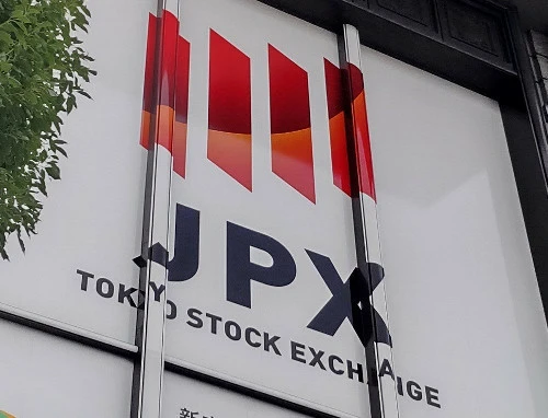 日经平均指数一度下跌逾800日元早间收盘价下跌708日元