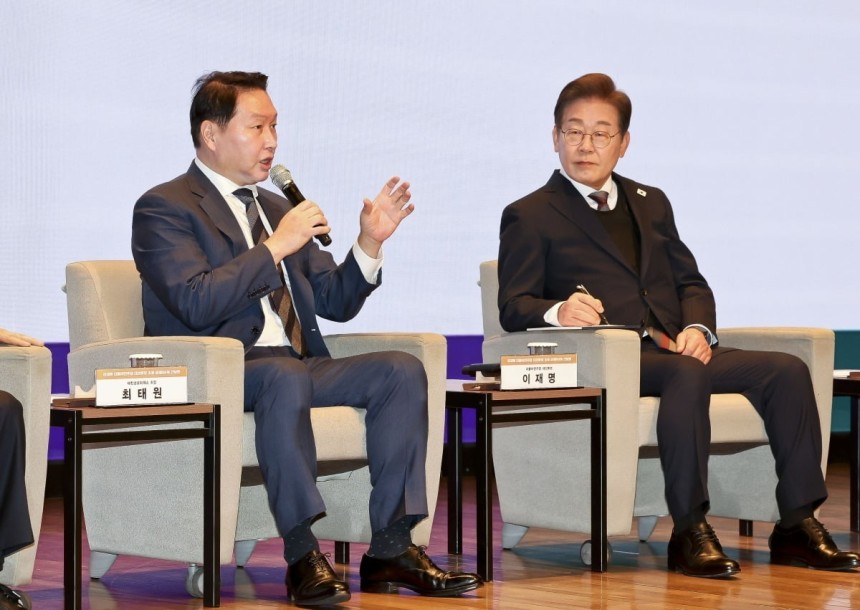 李总裁恳谈会后的第一个投...