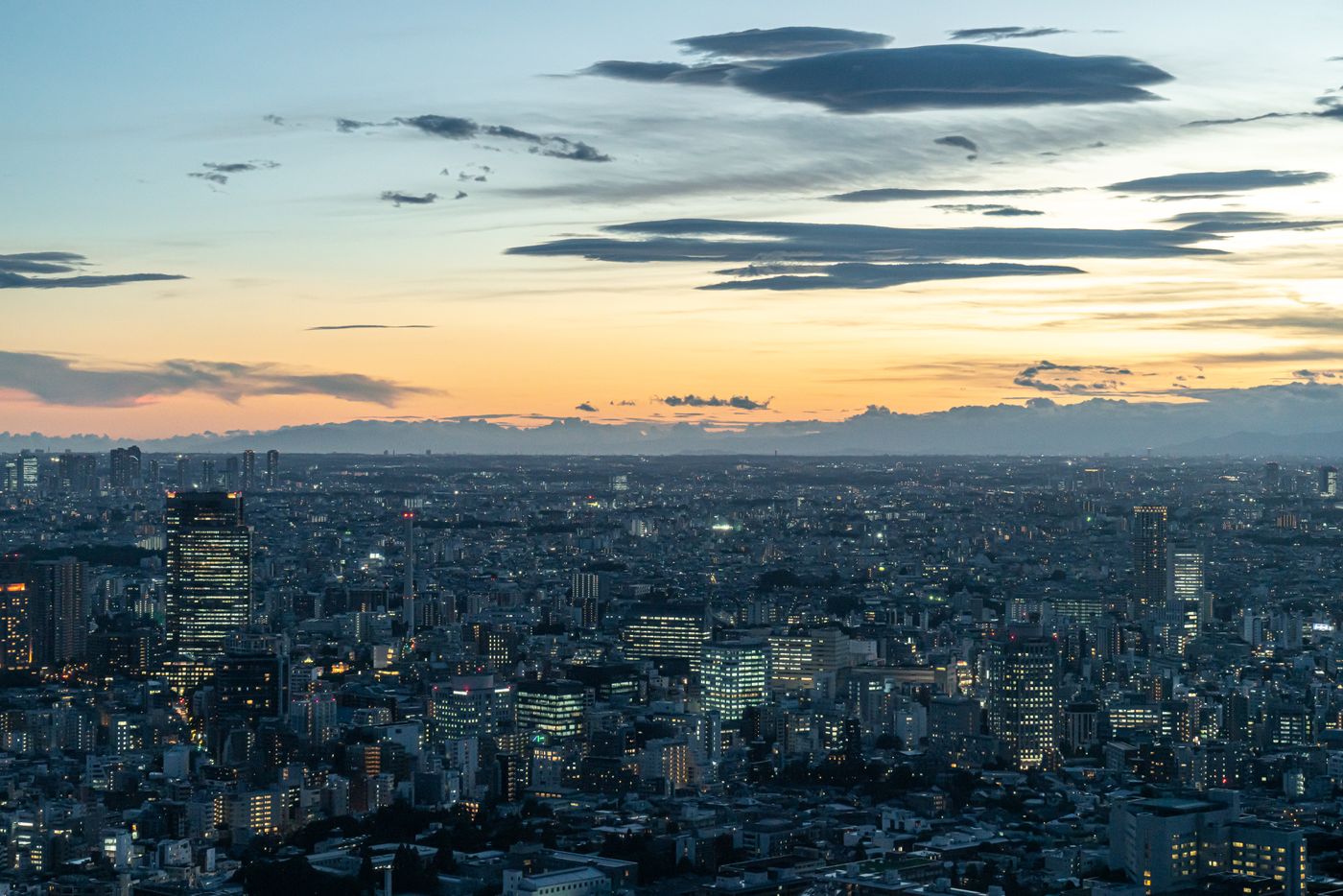东京城市天际线：日本公司注册落地的三条线