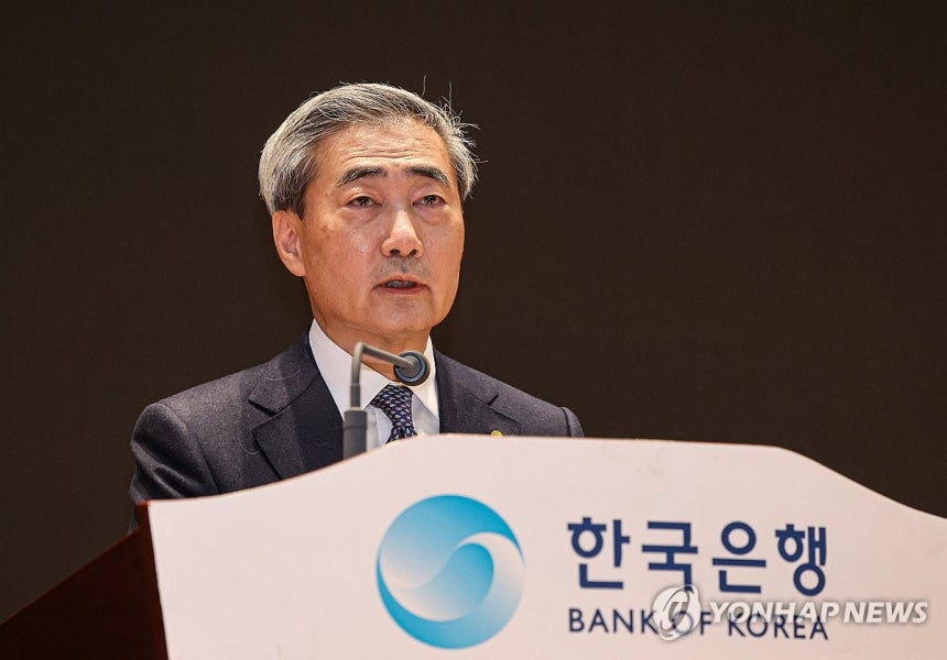 韩国银行总裁申铉松表示:..